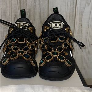 COPY - Gucci Flashtrek Embellished sneaker